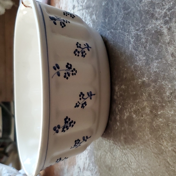 Vintage Mold - Picture 3 of 3